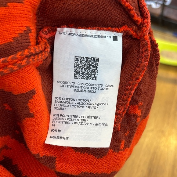 Arc'teryx lightweight grotto toque - Picture 3 of 3